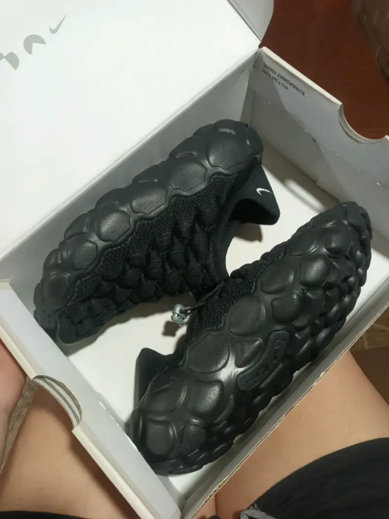 Zapatillas deportivas negras Nike - 1