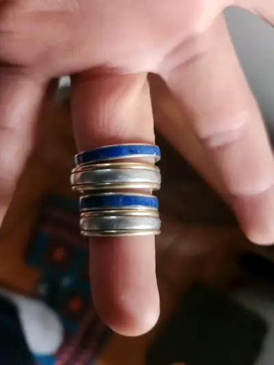 Aros de oro pequeños anillos de matricidio - miniatura 4
