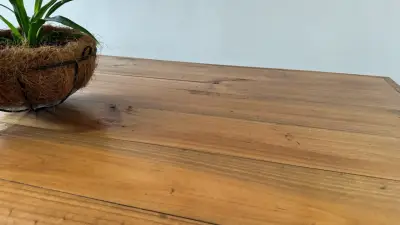 Mesa de comedor madera y sillas - miniatura 3