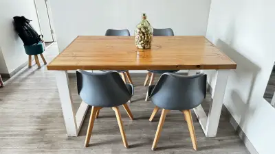 Mesa de comedor madera y sillas - miniatura 4