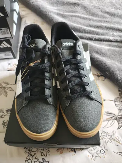 Zapatillas Adidas 40,5 - miniatura 2
