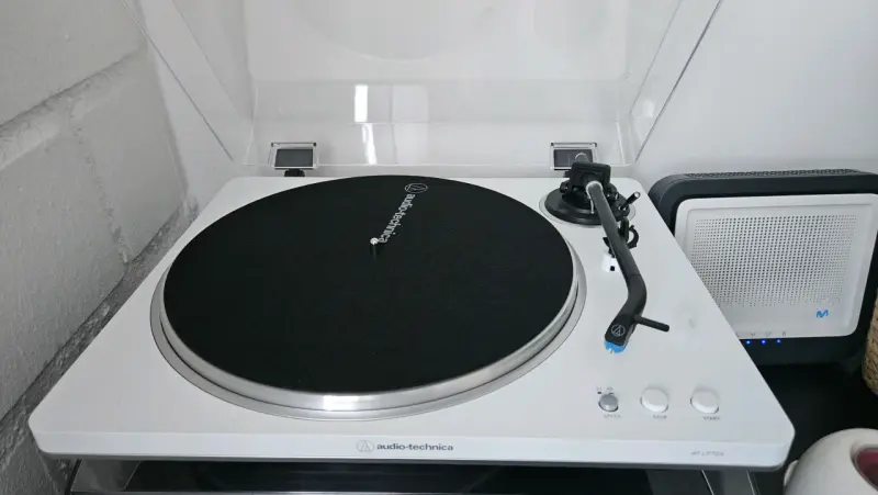 Tocadiscos Audio-Technica blanco - 2