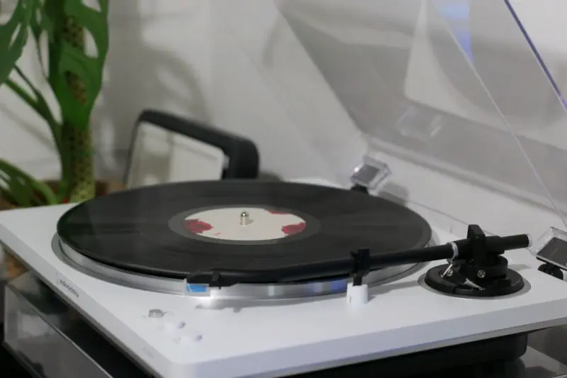 Tocadiscos Audio-Technica blanco - 3