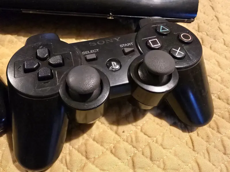 Consola PS3 con 2 controles - 5