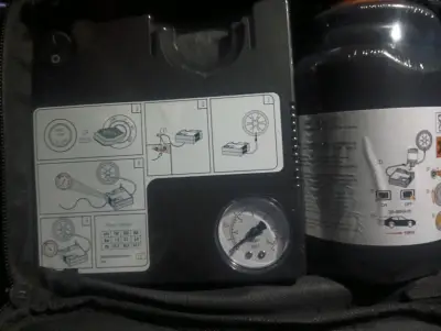 Kit de reparación de neumáticos - miniatura 2