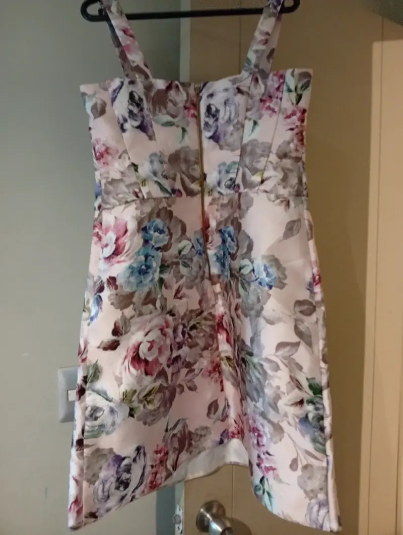 Vestido floral sin mangas - 2