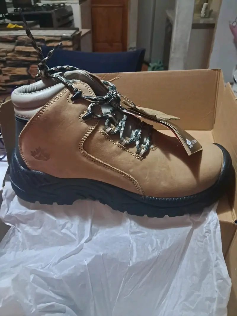 Botas de trekking color beige - 1