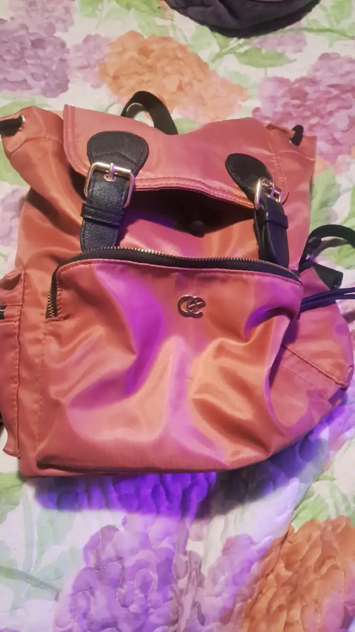 Cartera blanca con asas marrones - 2