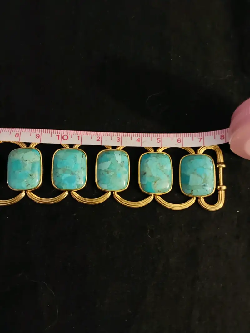 Pulsera dorada con piedras azules - 2