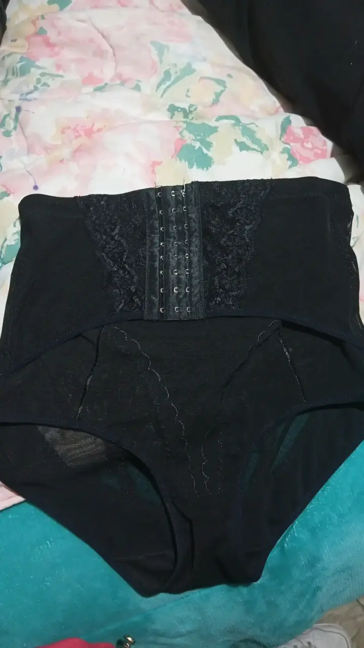 Faja moldeadora negra