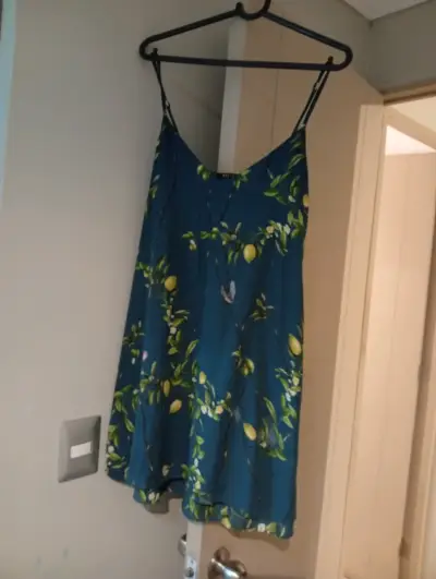 Vestido azul con limones - miniatura 1