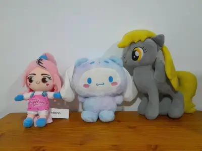 Lote de 3 peluches, Sanrio, Mis pastelitos, Mlp - miniatura 1