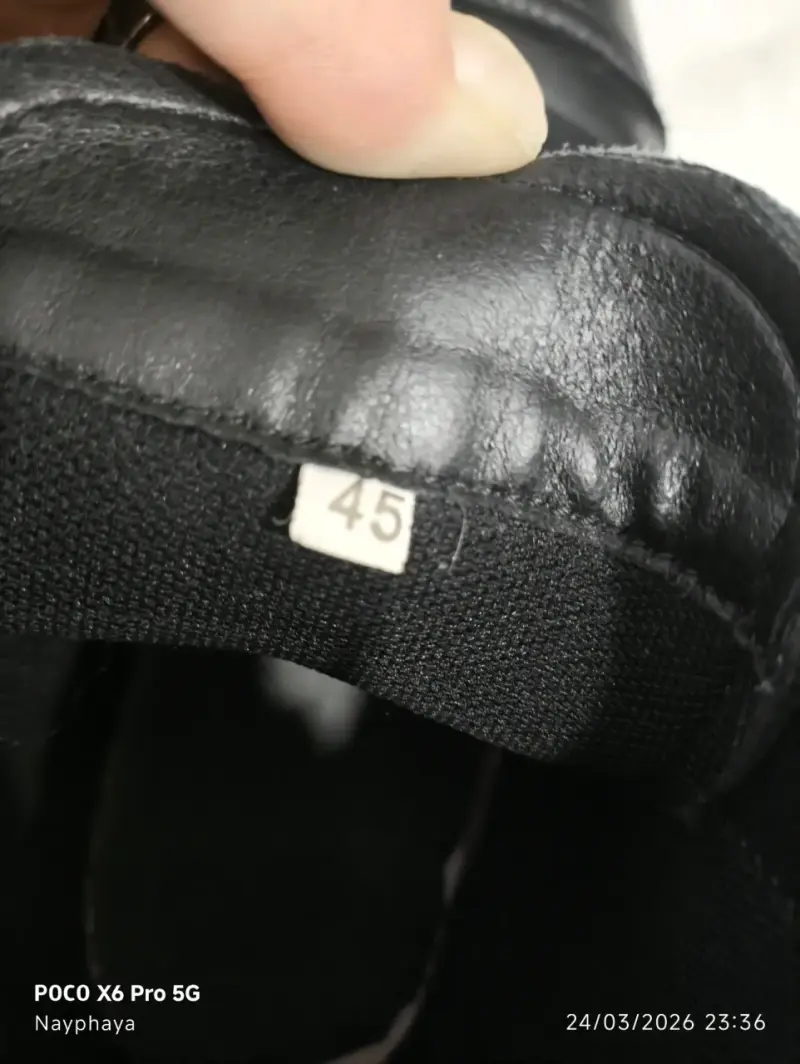 Botas negras de cuero talla 42 - 2