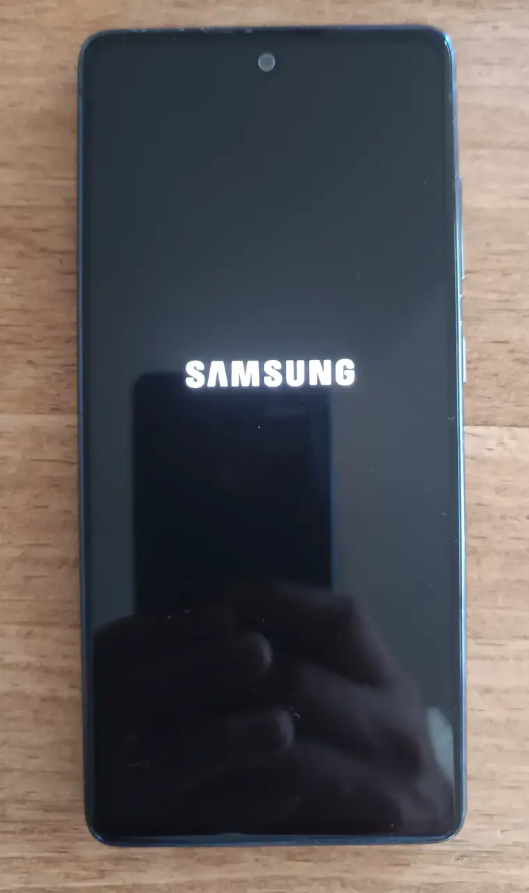 SAMSUNG S20 FE - 4
