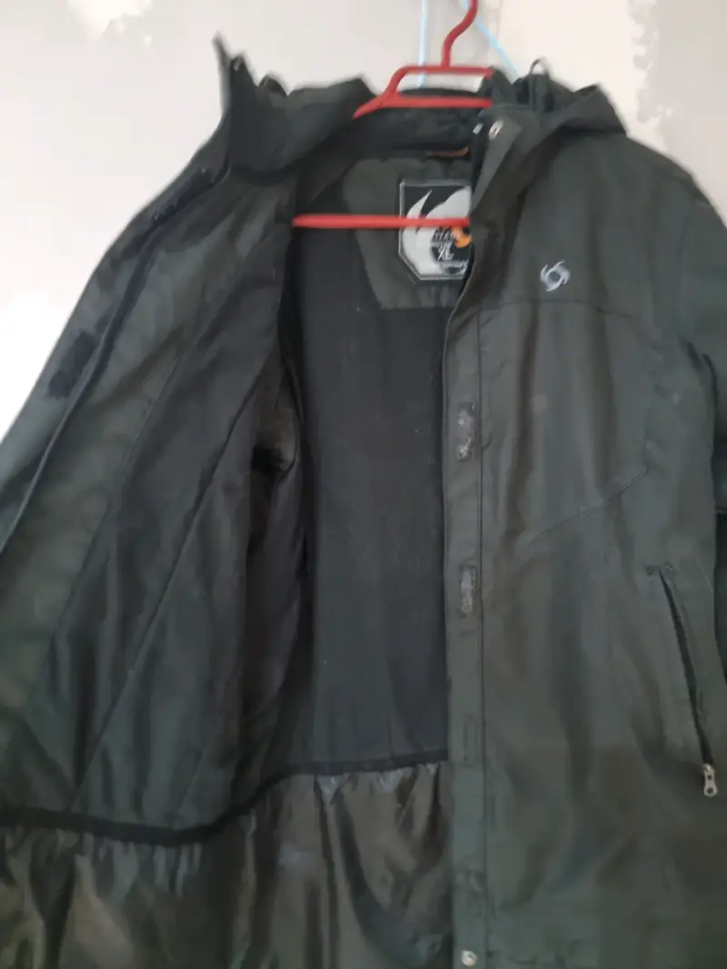 Chaqueta impermeable negra XL - 2