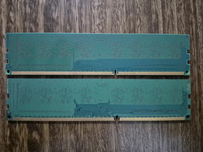 2 Memorias RAM DDR3 4GB Samsung - 2