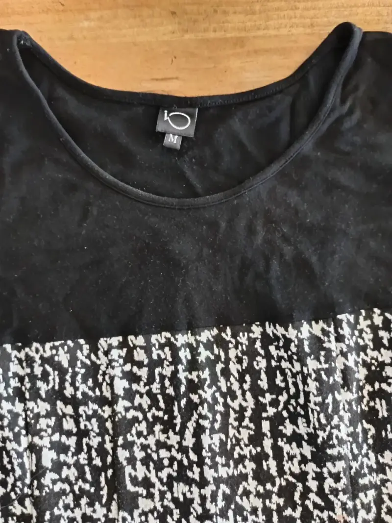 Vestido negro IO talla M con estampado gráfico - 2