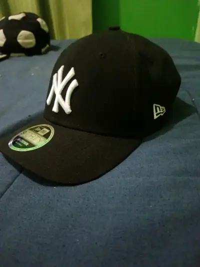 Gorra negra NY ajustable - miniatura 1