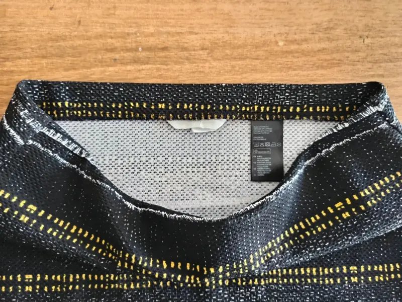 Falda corta a rayas H&M talla M - 2