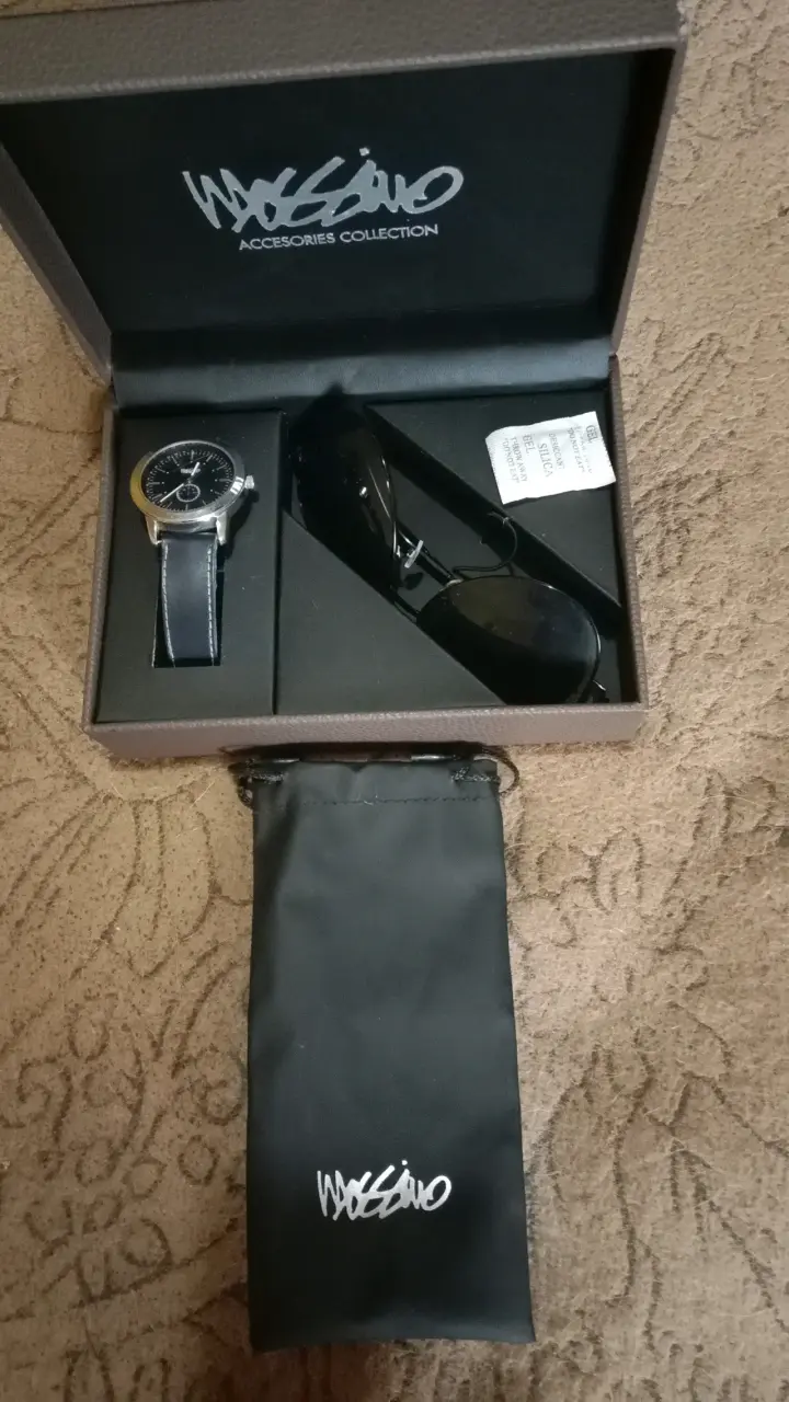 Set reloj y gafas Mossimo