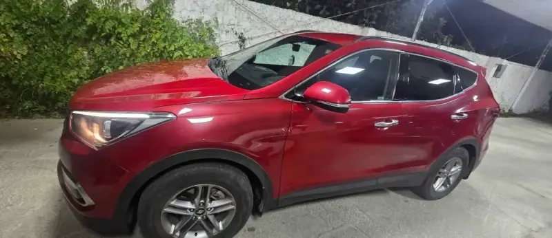 Hyundai Santa Fe 2017 - 1
