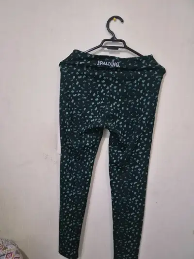 Jeans negros estilo clásico - miniatura 6