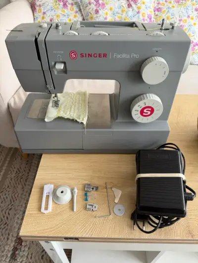 Máquina de coser Singer Facilita Pro - miniatura 4