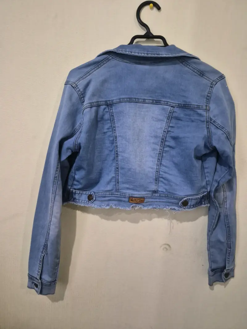 Chaqueta de mezclilla azul - 4
