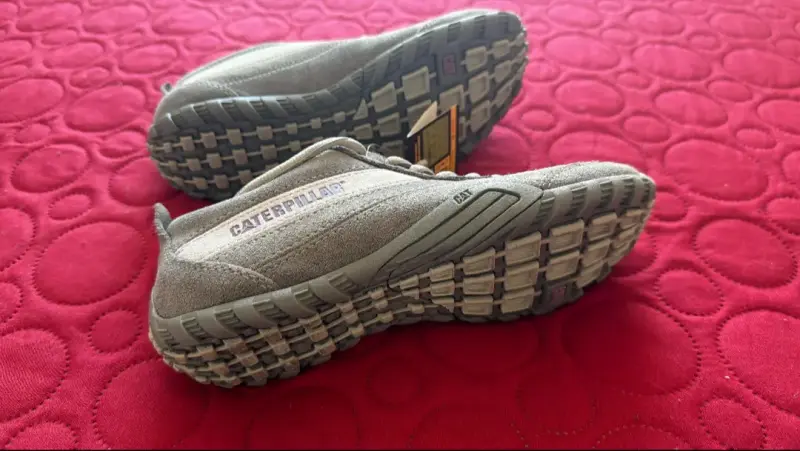 Zapatillas grises Caterpillar - 2