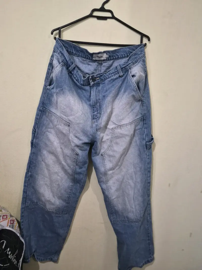 Jeans azules clásicos - 4