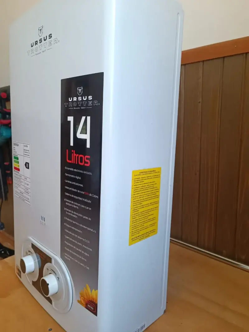 Calefón Ursus Trotter 14L - 1