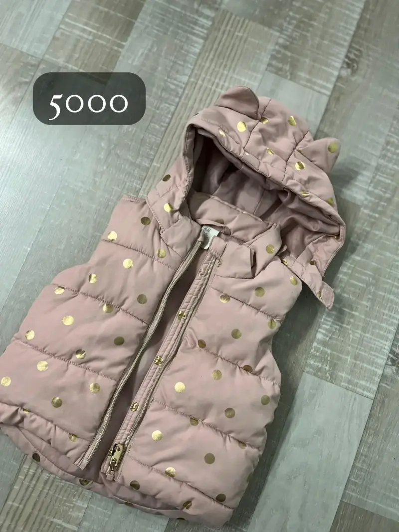 Chaqueta rosado con capucha