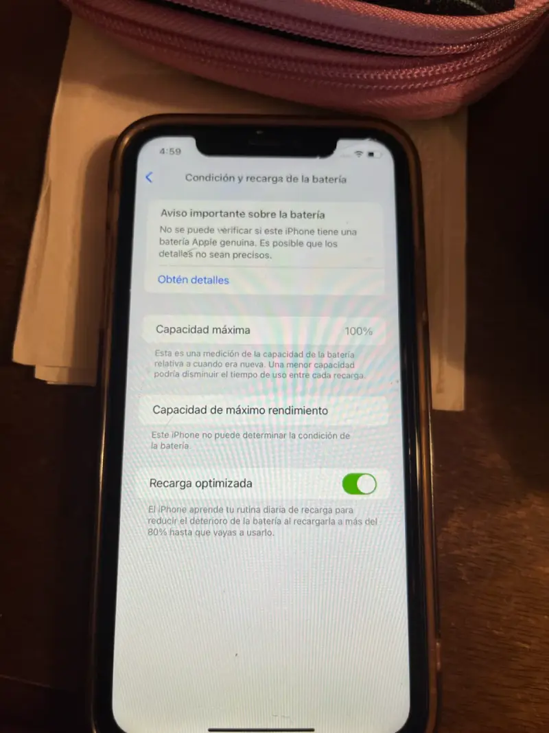 iPhone XR con batería al 100% - 1