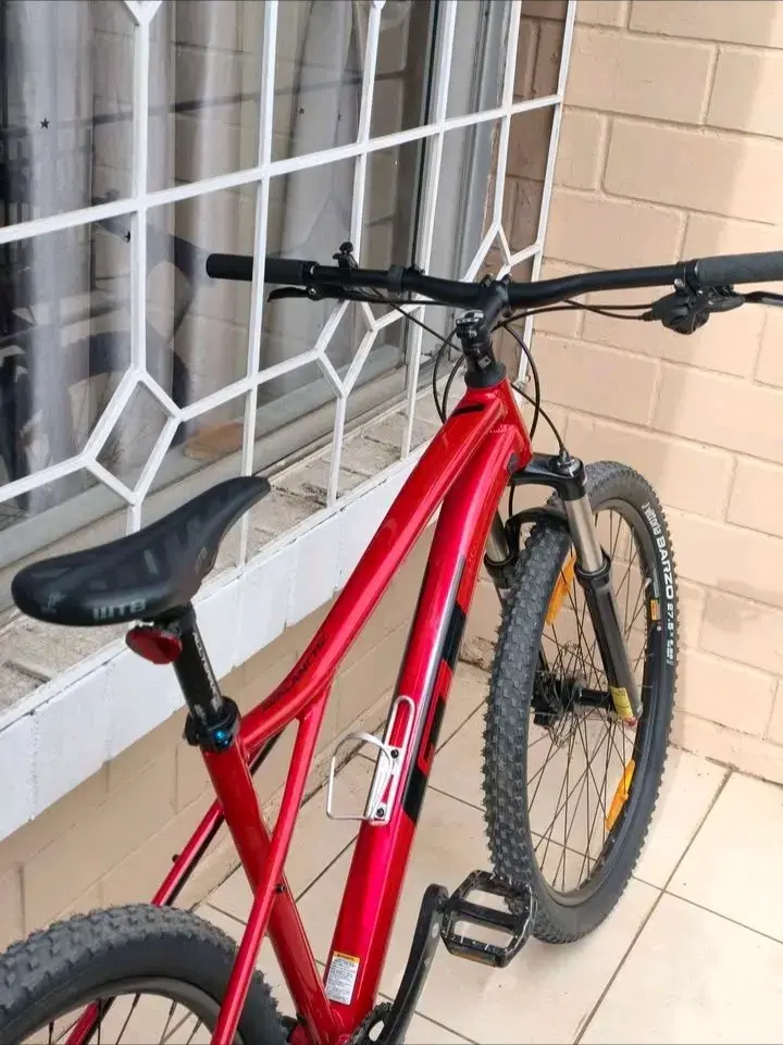 Bicicleta gt nueva con boleta - 3