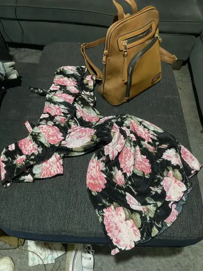 Vestido floral plisado - miniatura 1