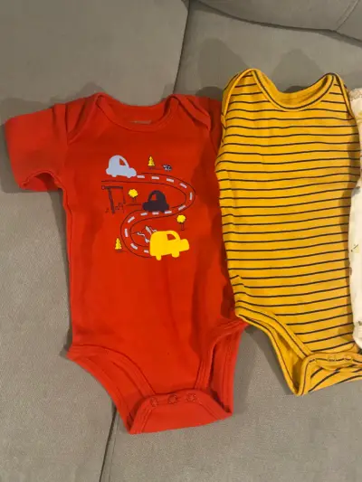 Lote de bodies para bebé - miniatura 2