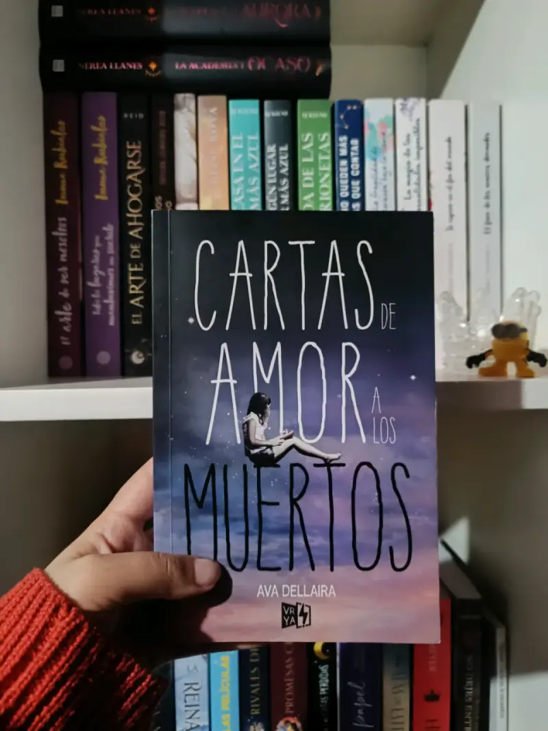 Libro 'Cartas de Amor a los Muertos' - 1