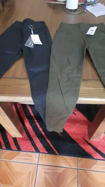 Ropa nueva con etiqueta - miniatura 2