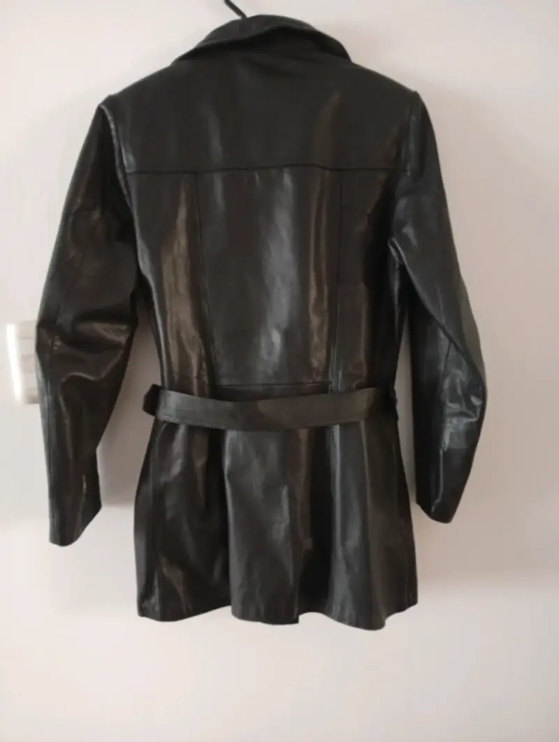 Abrigo de cuero negro para mujer - 3
