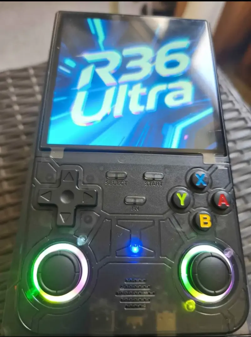 Consola portátil R36 Ultra 128gb - 1