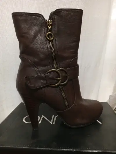 Botines de cuero marrón con tacón - miniatura 2