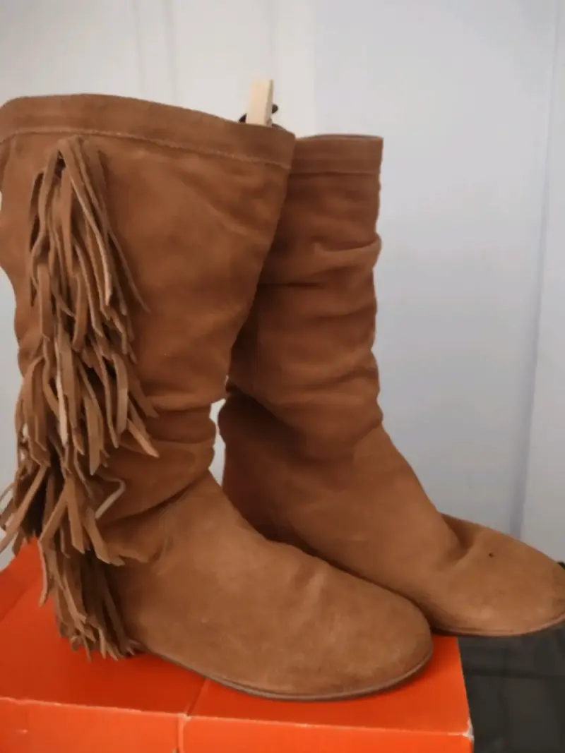 Botas de cuero marrón con tacón - 2
