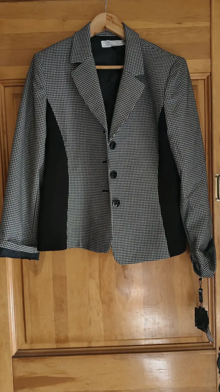 Blazer a cuadros blanco y negro - 1