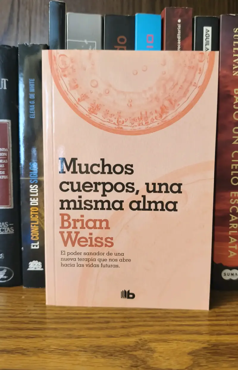 Libro 'Muchos cuerpos, una misma alma'