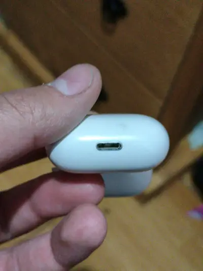 Airpods originales + cargador - miniatura 5