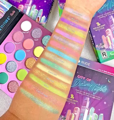Paleta de sombras Dreamy Lights - miniatura 1