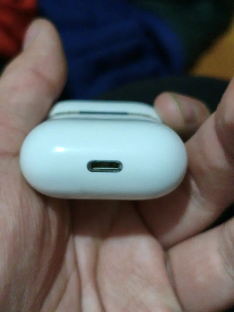 Estuche cargador de auriculares - 6