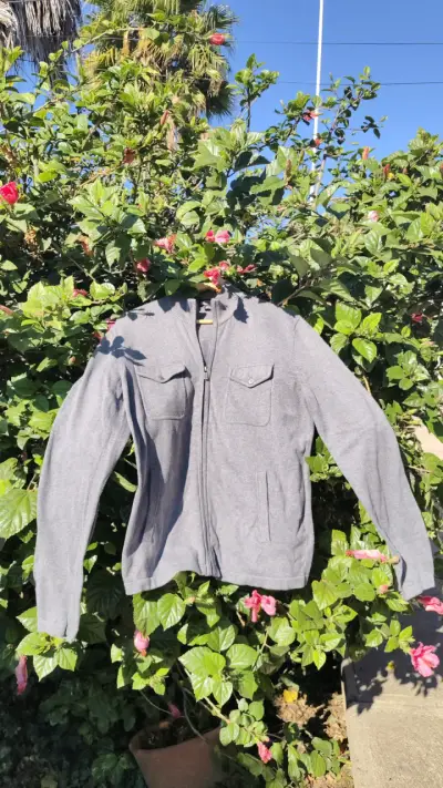 Chaqueta gris con cierre - miniatura 1