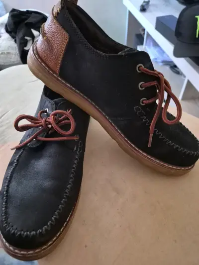 Zapatos de cuero negro con cordones - miniatura 4