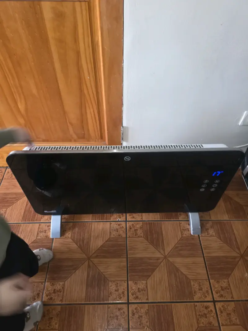 Calefactor eléctrico de pared - 1